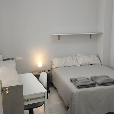 Habitacion Doble Con Bano Privado En Casa Clara Cordoue Extérieur photo